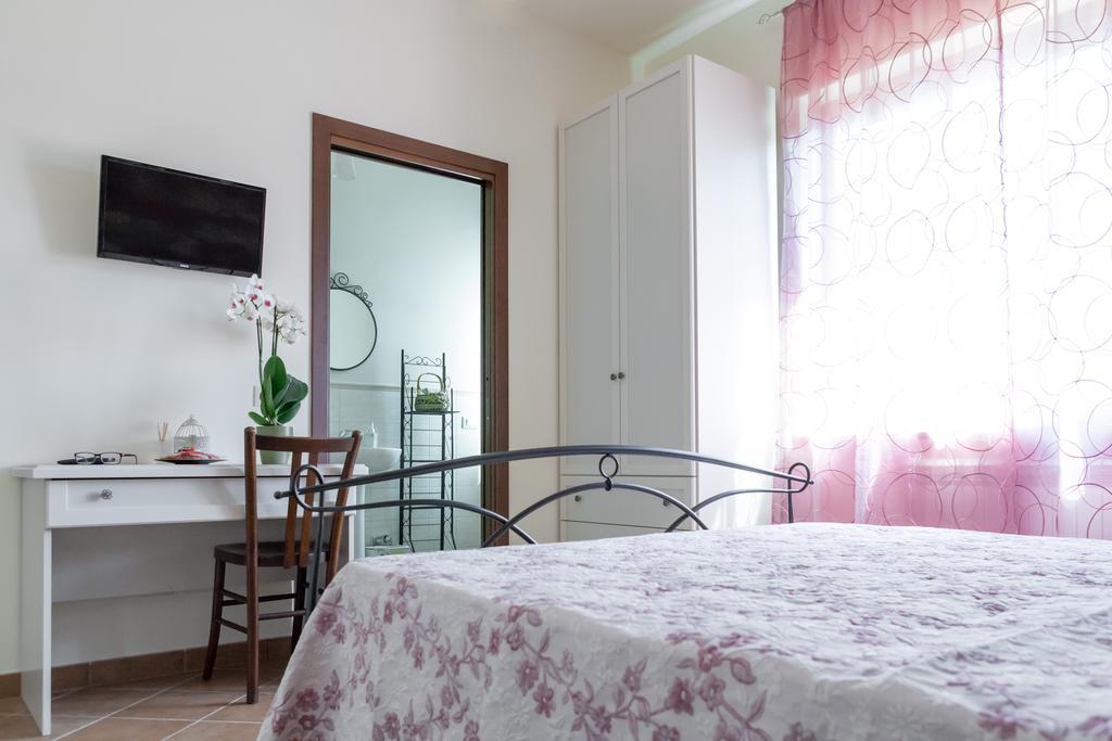 Dolce Sosta Otel Lucca Oda fotoğraf